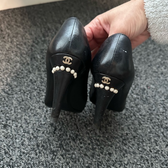 Chanel Pearl Heel Pumps 36.5 - Picture 4 of 4
